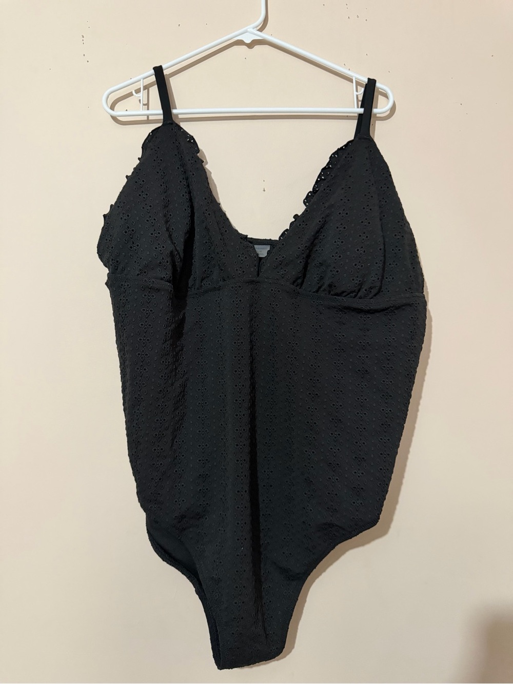 NWT Old Navy Black Eyelet V-Neck Bodysuit